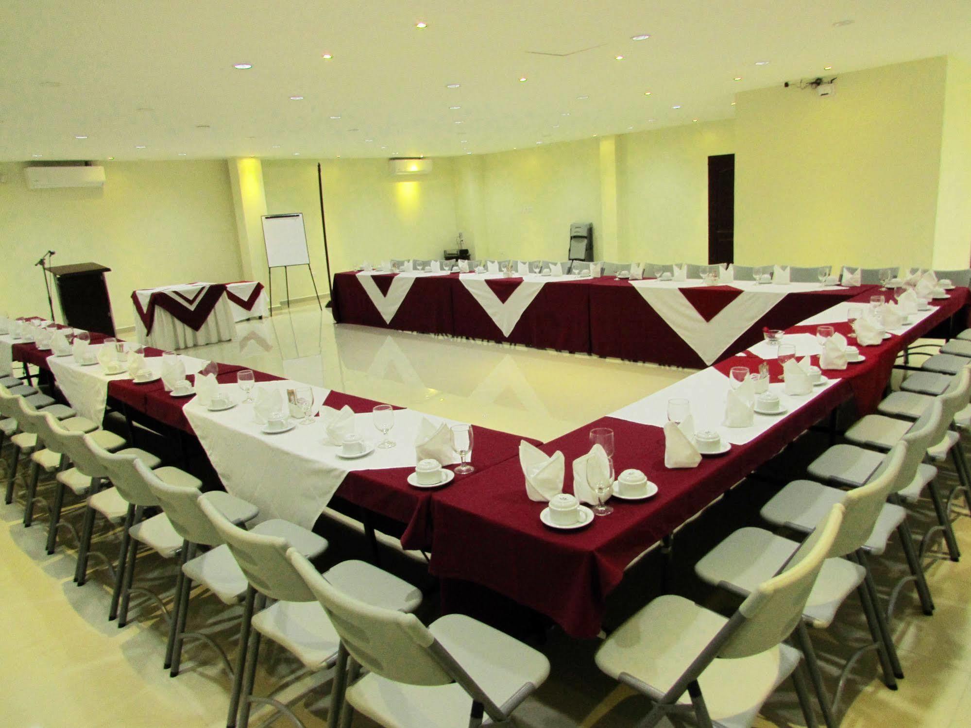 Antiguo Cuscatlán Siesta Hotel And Casino מראה חיצוני תמונה
